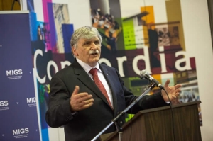 Romeo Dallaire at MIGS conference
