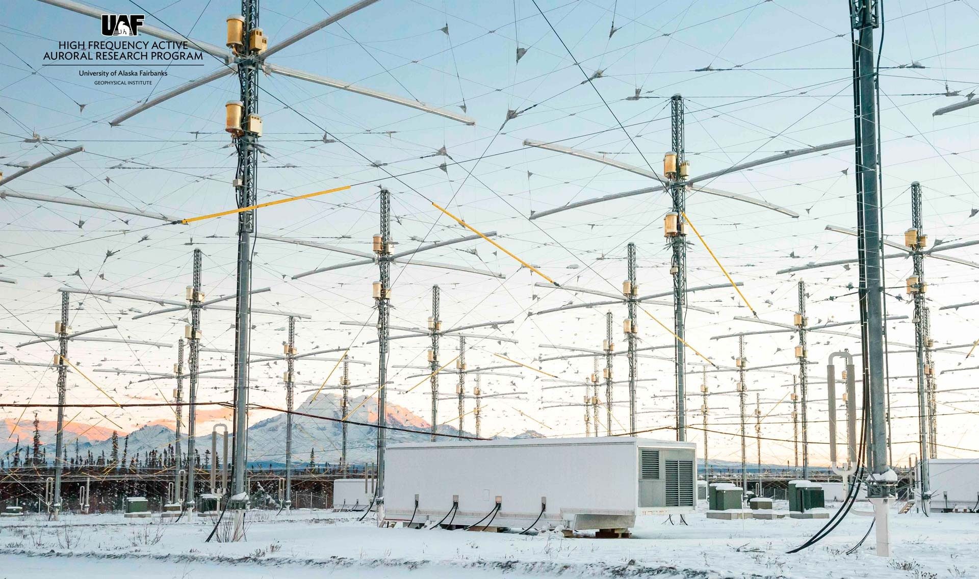 Amanda Dawn Christie : « Les communications radio constituent une force invisible qui nous traverse constamment. » | Photo : UAF
