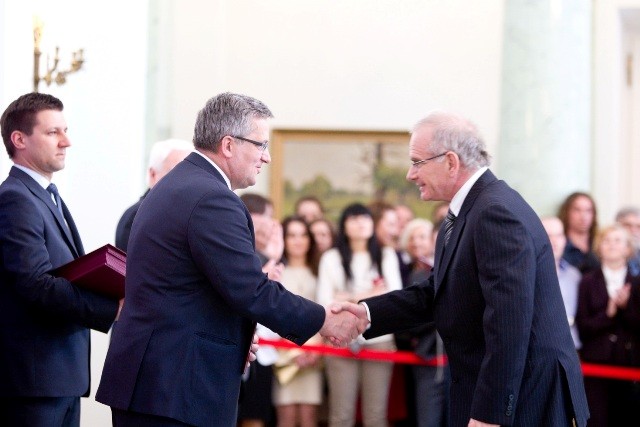 Dr. Pawel Gora received a Professor Nomination from the President of Poland, Bronislaw Komorowski 