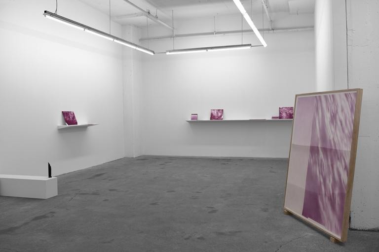Andréanne Godin, Poussière de crépuscule, ou devenir jour, 2016. Image reprise du site Web : http://ville.montreal.qc.ca/culture/andreanne-godin Andréanne Godin, Poussière de crépuscule, ou devenir jour, 2016. Image reprise du site Web : http://ville.montreal.qc.ca/culture/andreanne-godin