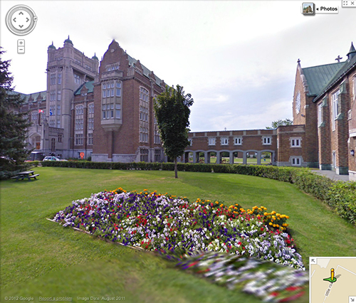 Loyola Campus seen with Google Street
