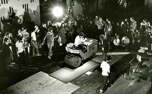 The original steamroller print performance took place at the Musée d'art contemporain de Montréal in 1983. 