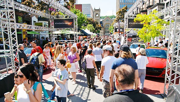 Crescent Street during Formula One | Photo by Caribb (Flickr CC) Crescent Street during Formula One | Photo by Caribb (Flickr CC)
