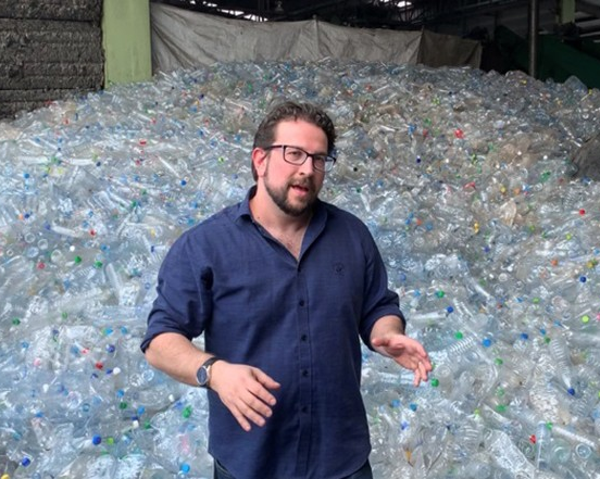 Meet the grad who keeps plastic out of our oceans