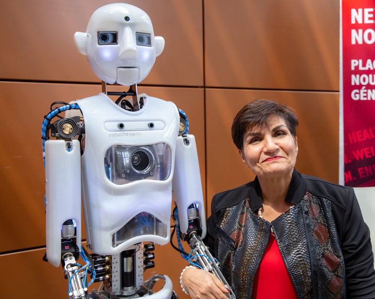 CODE-E meets Gina Cody: robot makes Canadian debut to meet Concordia donor
