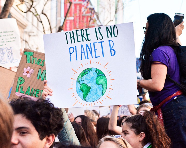 10 Quebec universities unite to declare a climate emergency