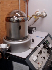 Four-source thermal evaporator