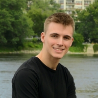 Portrait de Julian Leclair-Shefler