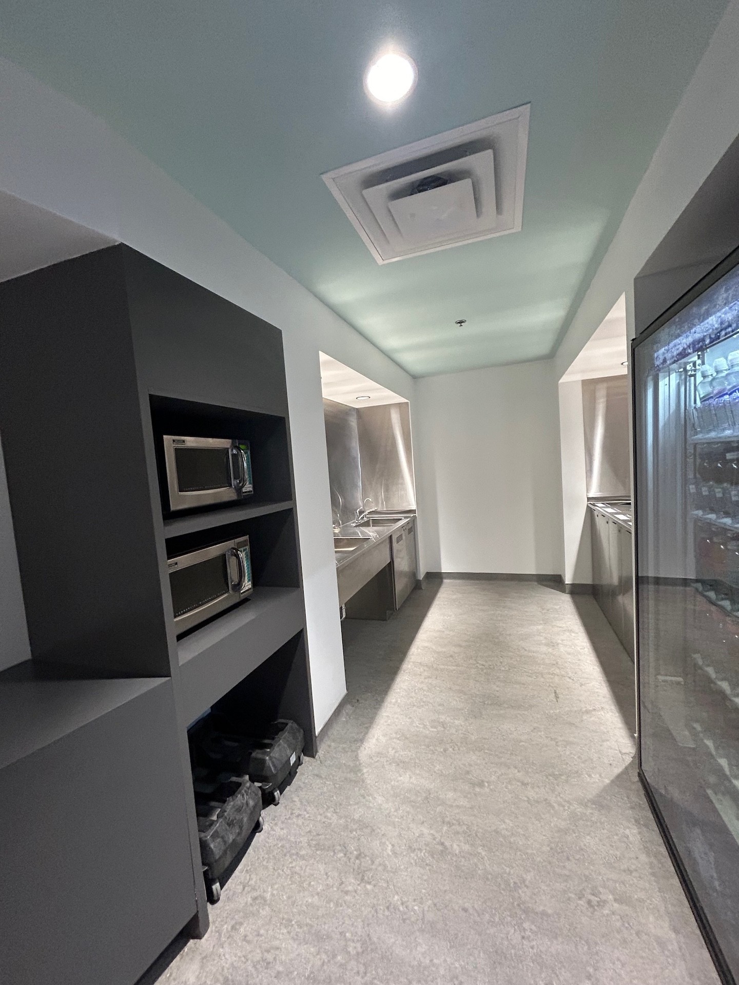 Kitchen with microwaves in Hall Building 610