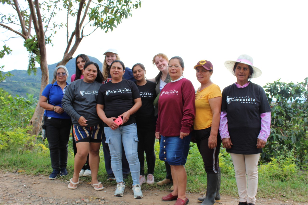 Stingers Roast origin trip to Manos de Mujeres, Spring 2024. 
