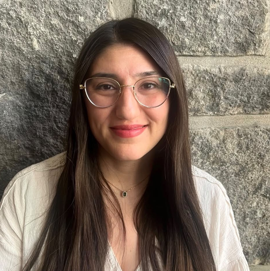 Neslihan Sriram-Uzundal Research assistant, When the Volcano Erupts (Teaching lab)