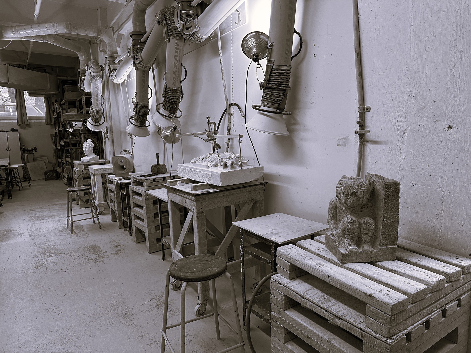 Vue des ateliers à l'intérieur des Ateliers de la pierre du Québec