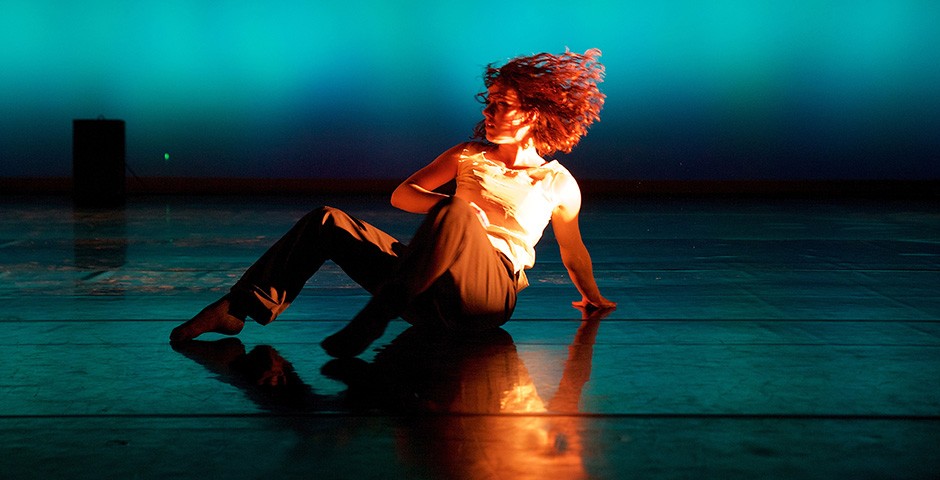 Dance, Eryn Tempest (photo by Yves Gigon)