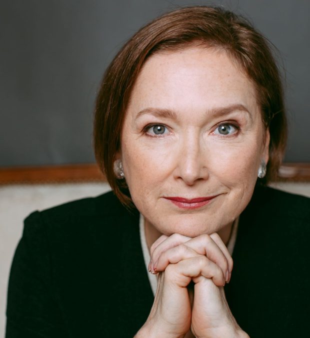 Headshot of Artist in Residence Leanna Brodie