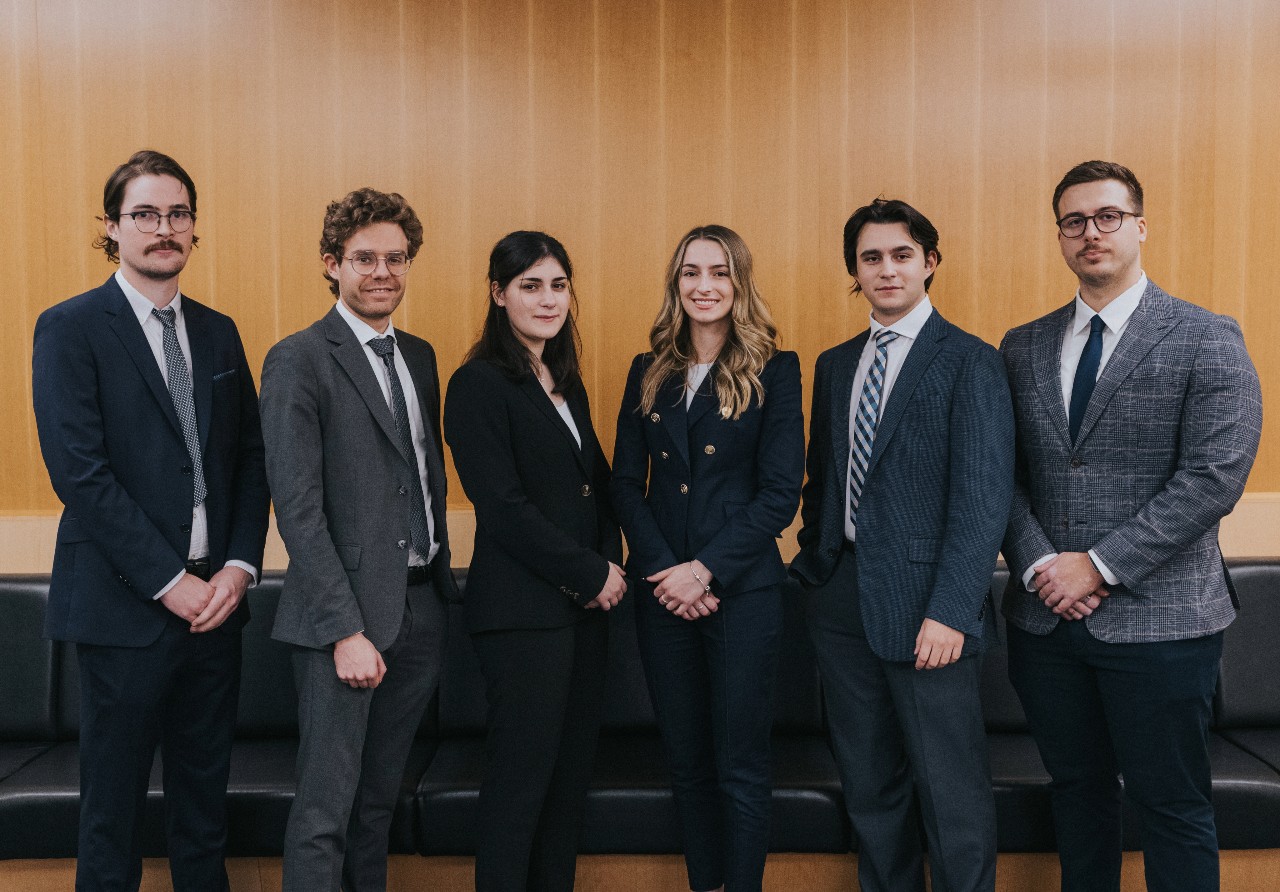 Group photo of the 2022 Investment Committee Members. Back row: Shania Shinde, Juan Sanchez, Juliana Whamond, Andrew Kaprielian, Silvia Ramirez, Thomas Dariotis. Front row: Evan de Pooter, Emma Roy, Brandon Mundl, Yasmin Ismail, Nathan Clarke