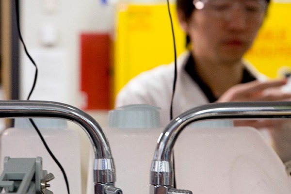 Student working in science lab