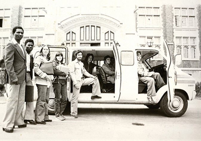 Shuttle bus Shuttle bus