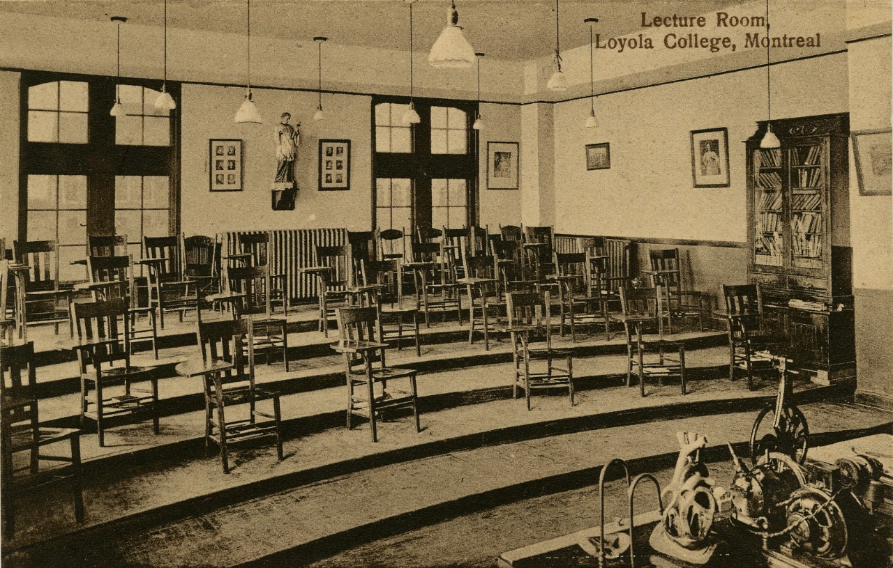 Old black and white photo of a Lecture Room, Loyola College