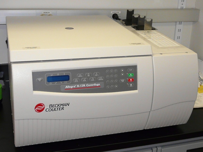 Clinical centrifuge in culture room