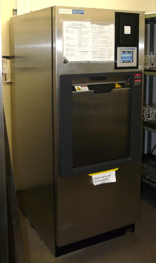 Medium autoclave