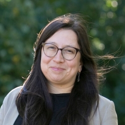 Suzanne Morrissette headshot