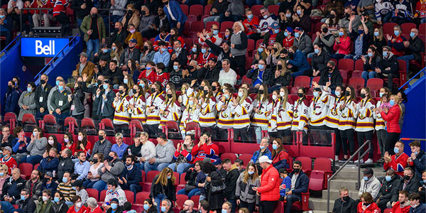 Photo Gallery: Montreal Canadiens host our champions