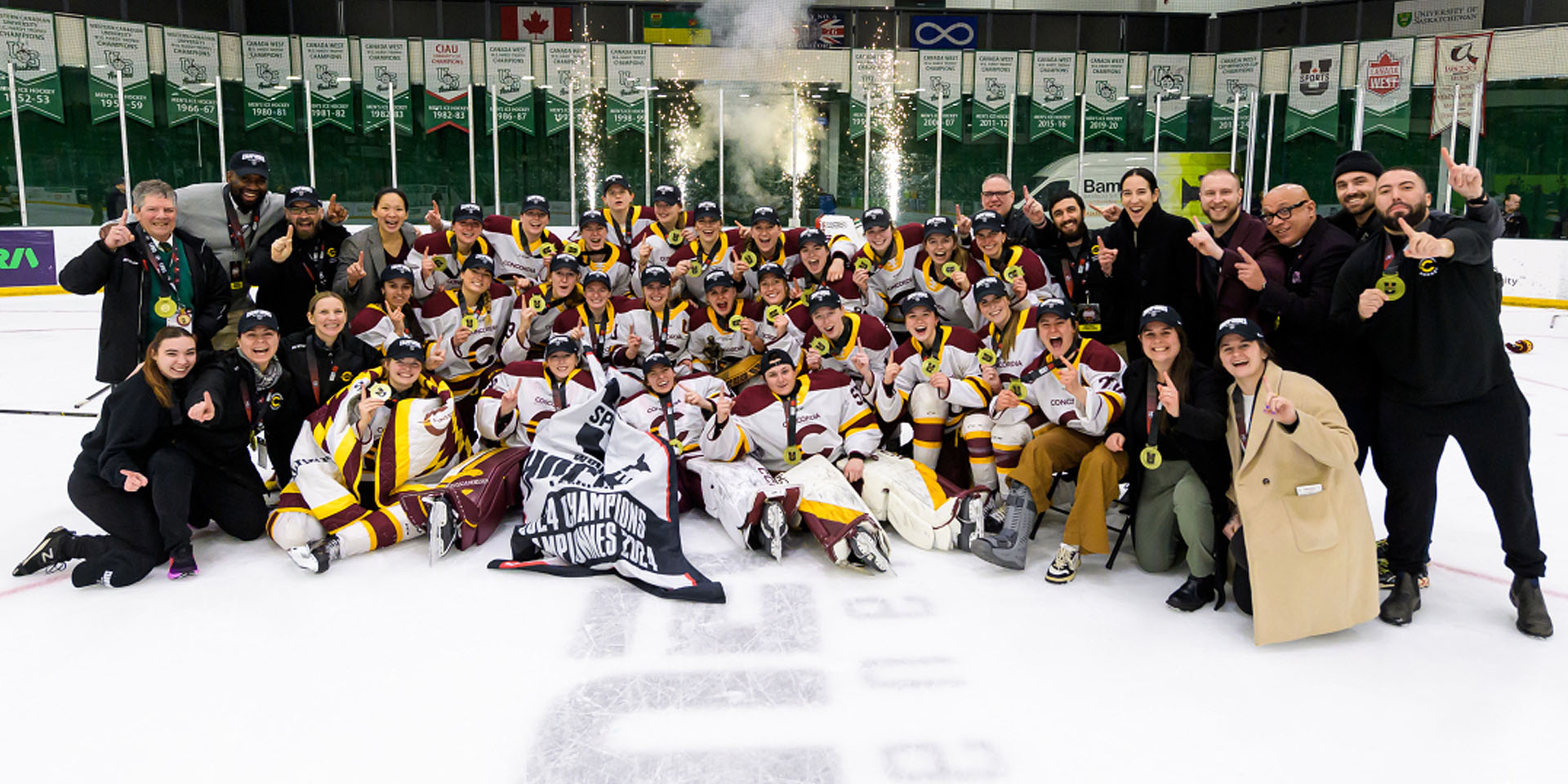 2023-24 U SPORTS Women's Hockey Champions - Concordia Stingers