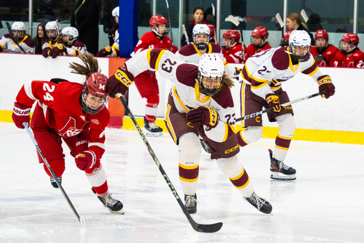 L'équipe de hockey féminin de Concordia disputera un match à la Place Bell après deux victoires en prolongation contre McGill