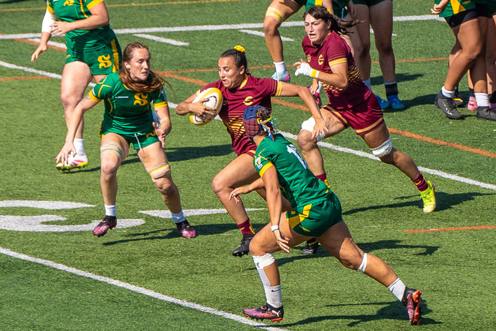 L'équipe féminine de rugby s'apprête à recevoir Ottawa en demi-finale du RSEQ