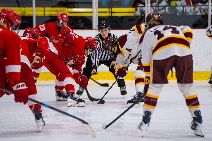 Les Stingers balayent McGill, améliorent leur fiche à 14-1 et se maintiennent au deuxième rang national