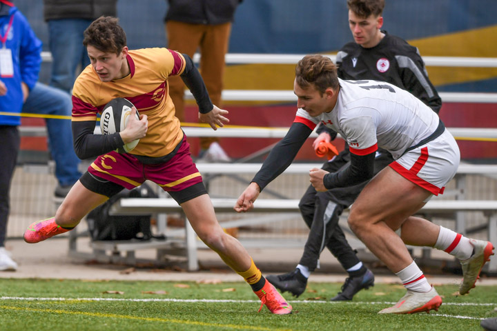 Rookie Arthur Du Chaffaut picked up 20 points to help lead the Stingers to victory.