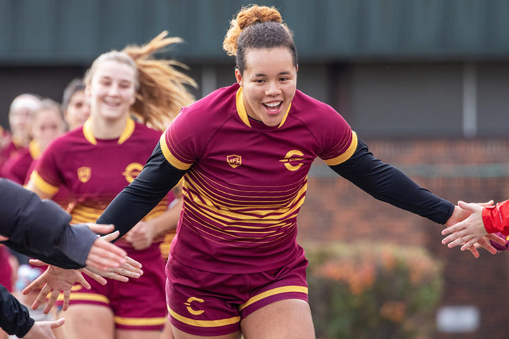 Amber Mah-Fifi caps off university career with all-Canadian honour