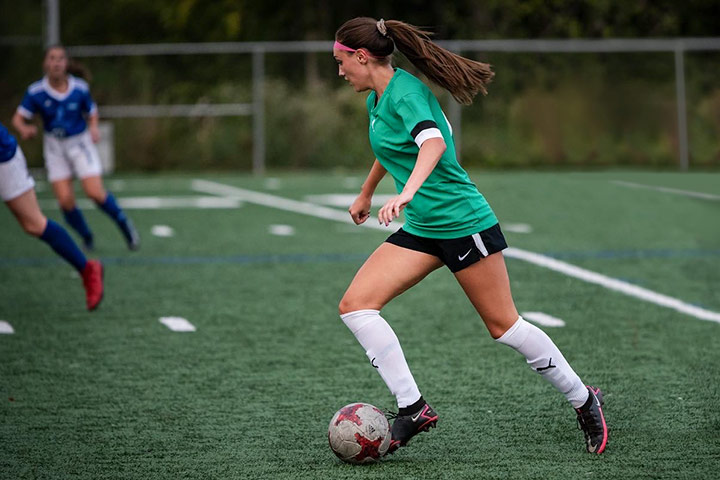 An all-round athlete, Emma Liagridonis will join the Stingers at training camp in August.