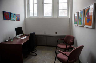 Research clinic: Individual consultation room