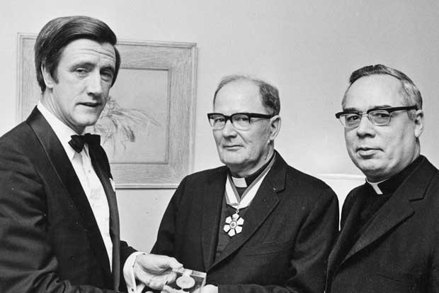 Father Bernard Lonergan (centre) with Loyola Alumni Association president Brian Gallery (left) and Reverend Patrick Malone in 1971