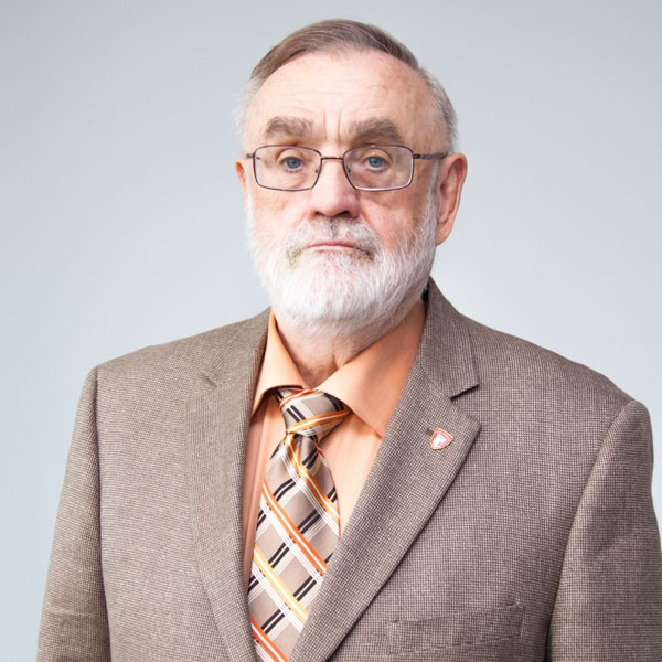 Oscar A. Pekau, Distinguished Professor Emeritus