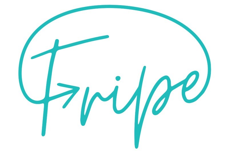 Le logo de Fripe Concordia représentant le mot « Fripe » écrit à la main en bleu sarcelle et entouré d’un contour ovale.