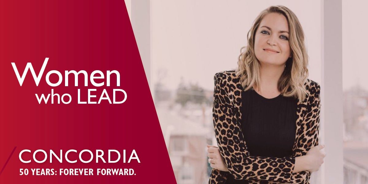 Sandra Hector Headshot of Christal Agostino.