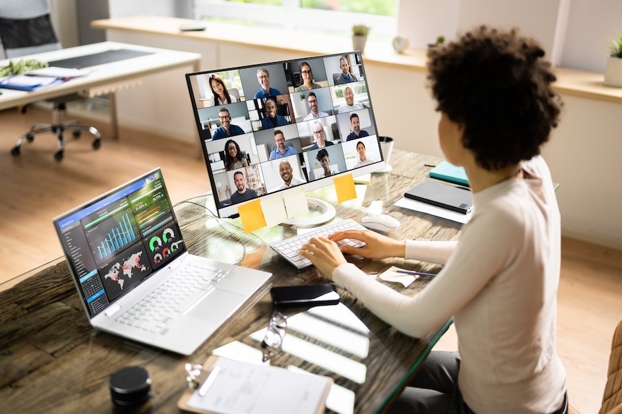 woman takes online class