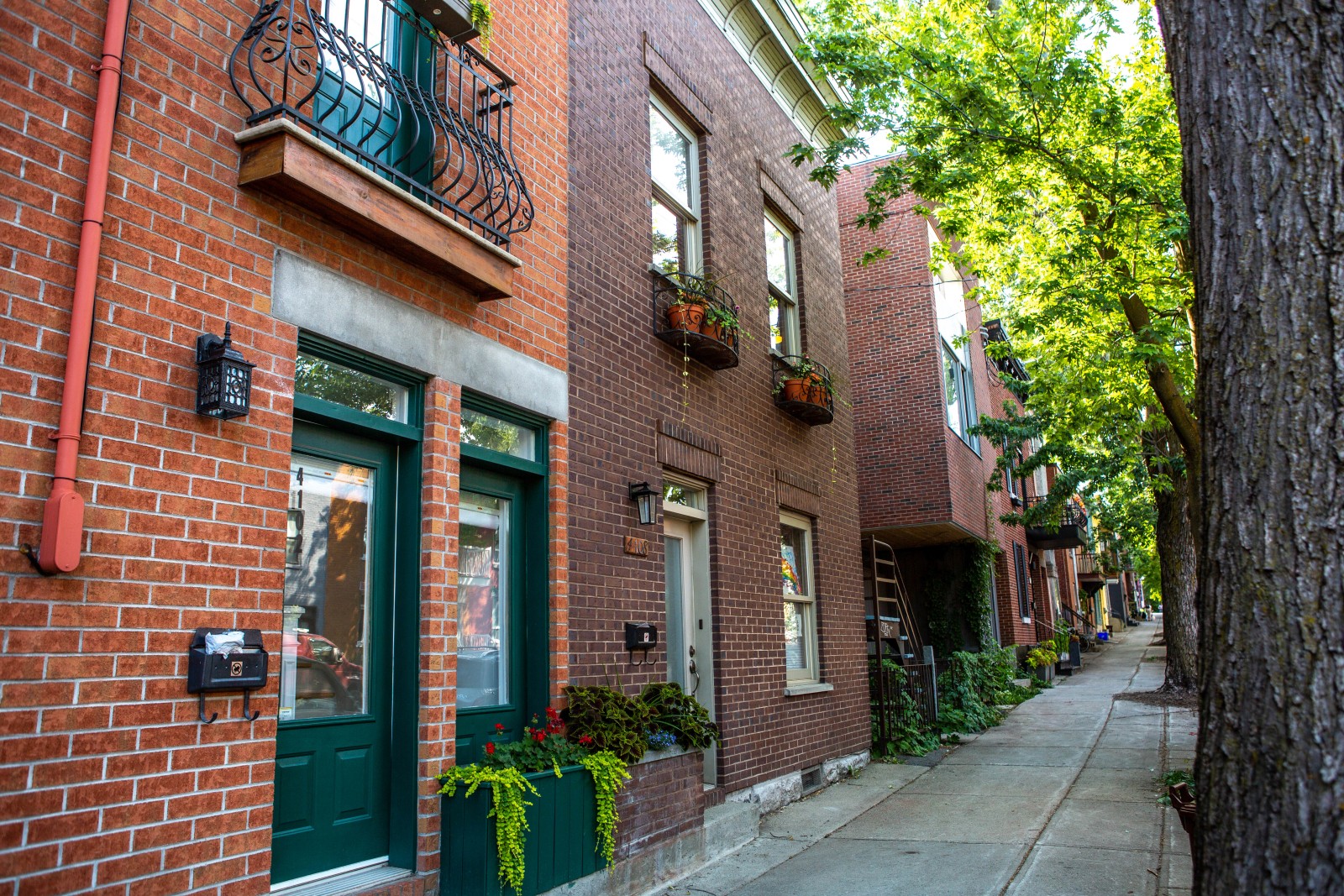 Plateau neighbourhood buildings in Montreal