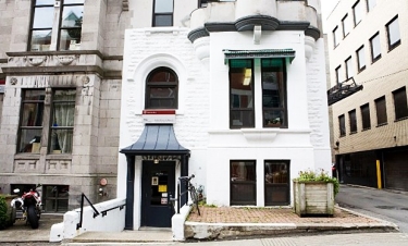 The Simone de Beauvoir Institute