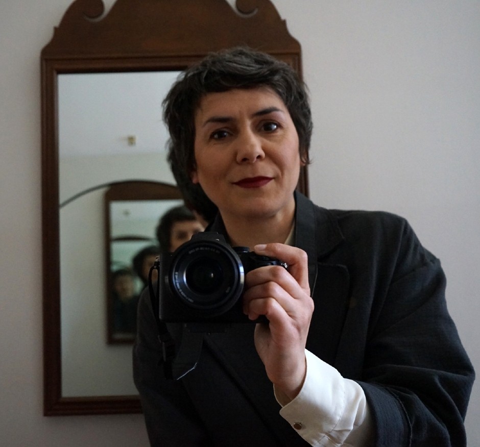 Oana Avasilichioaei Oana Avasilichioaei self-portrait in mirror