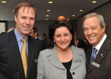 Left to right: Peter Kruyt, BComm 78, chair of the Concordia's Board of Governors, Naomi Azrieli, chair and executive director of the Azrieli Foundation, and Concordia Chancellor L. Jacques Ménard, L BComm 67, LLD 06