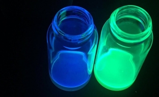Perovskite Nanocrystal Luminescence