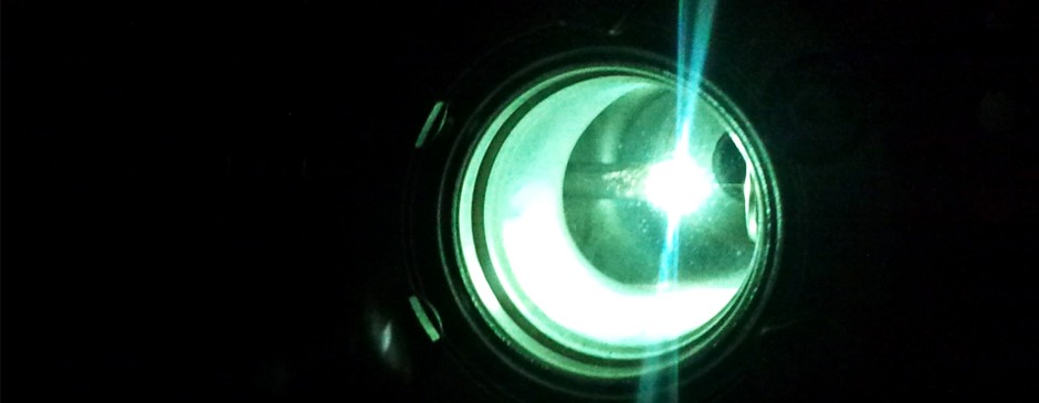 Electron accelerator