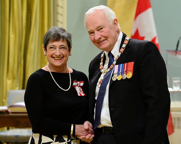 Sandra Paikowsky receiving her Order of Canada 
