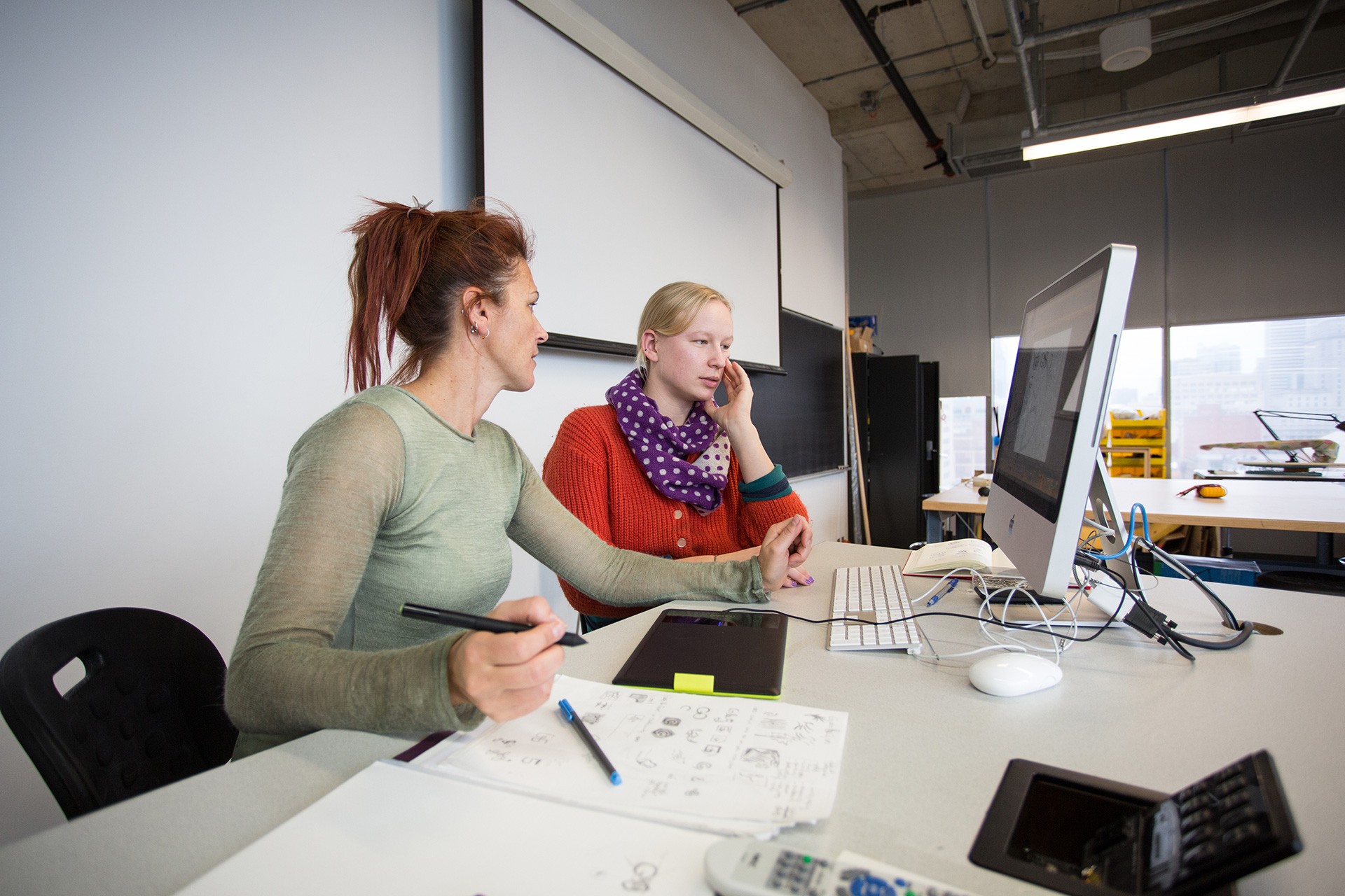 Art Volt aims to establish a large, self-sustaining, by-alumni, for-alumni professional network. Art Volt aims to establish a large, self-sustaining, by-alumni, for-alumni professional network.
