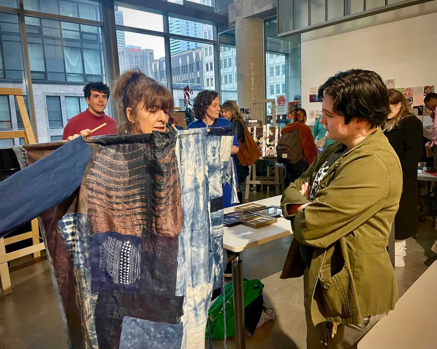 Une exposition étudiantes de premier cycle met à l’honneur le processus de création et la collaboration 