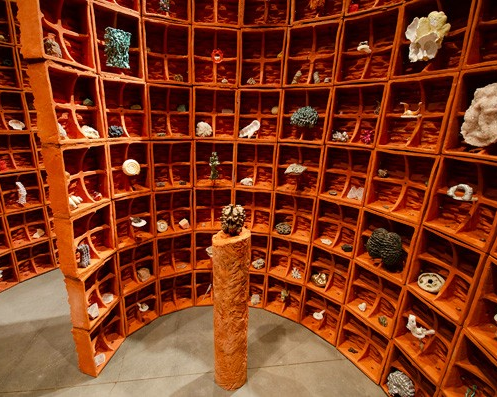 Erin Berry receives 2026 Winifred Shantz Award for ceramics