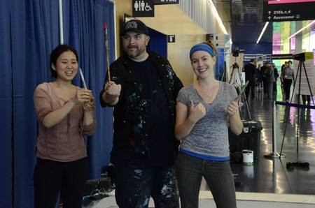 'Chalkmaster' Dave Johnston with Keli Chiu (left) Judith Boily-Valois (right) 